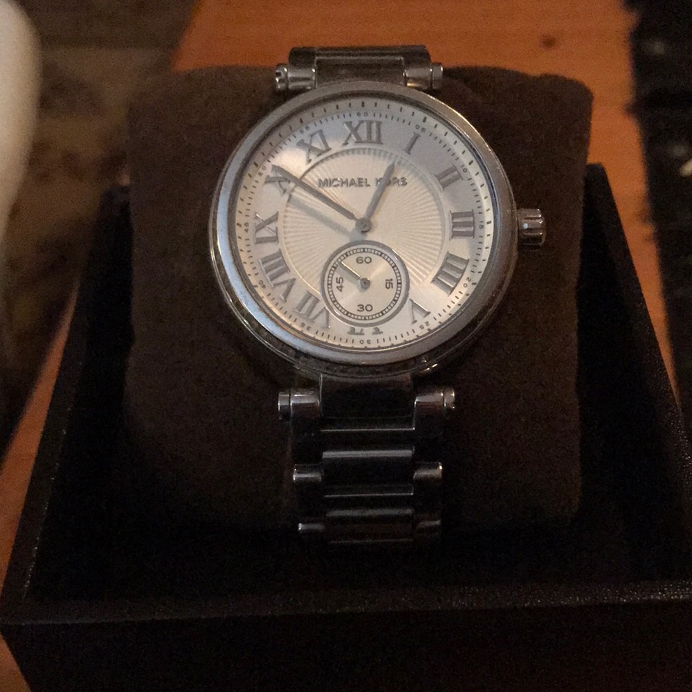 Michael Kors Watch - like new